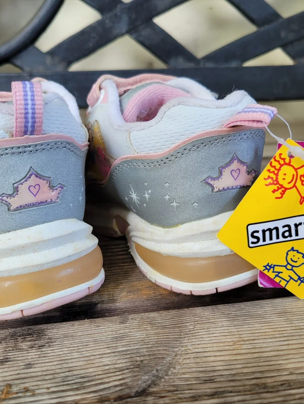 Vintage DISNEY/ PRINCESS / SMART FIT FOR PAYLESS SZ 10C NWT WHITE pink smeakers